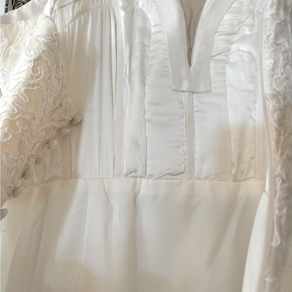 Anne Barge Evermore in Color Soft White, Size 8 - Picture 5 of 10